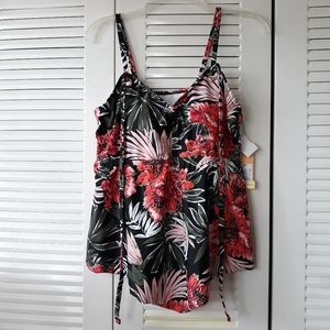 Kana Sol, Beach tops, size 16W.